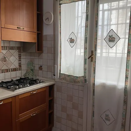 Domus Aury - Cinecitta Apartmán *