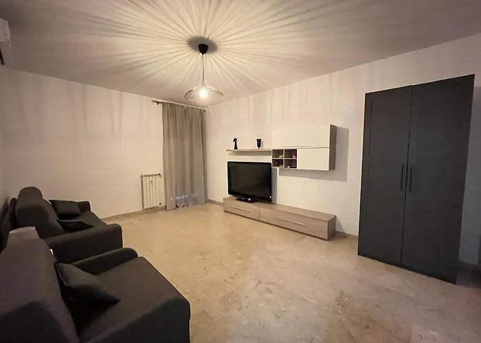 Domus Aury - Cinecitta Διαμέρισμα *