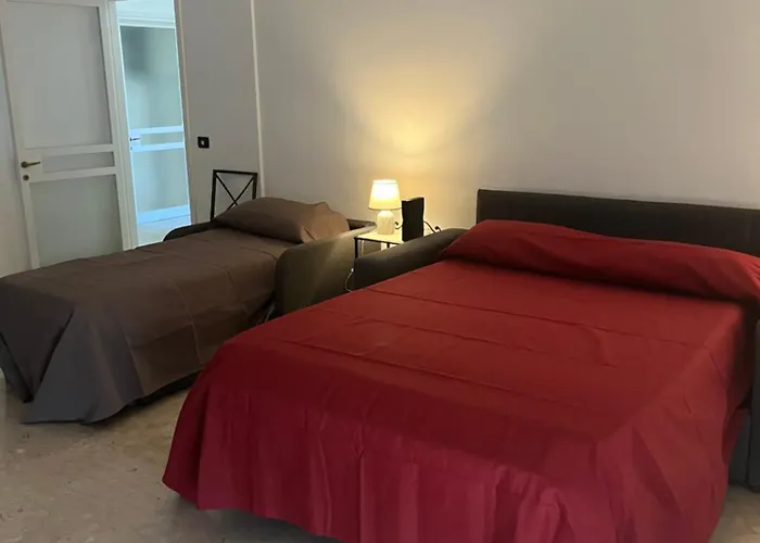 Domus Aury - Cinecitta * Ρώμη