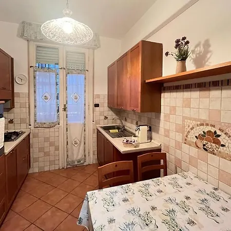 Domus Aury - Cinecitta Appartement